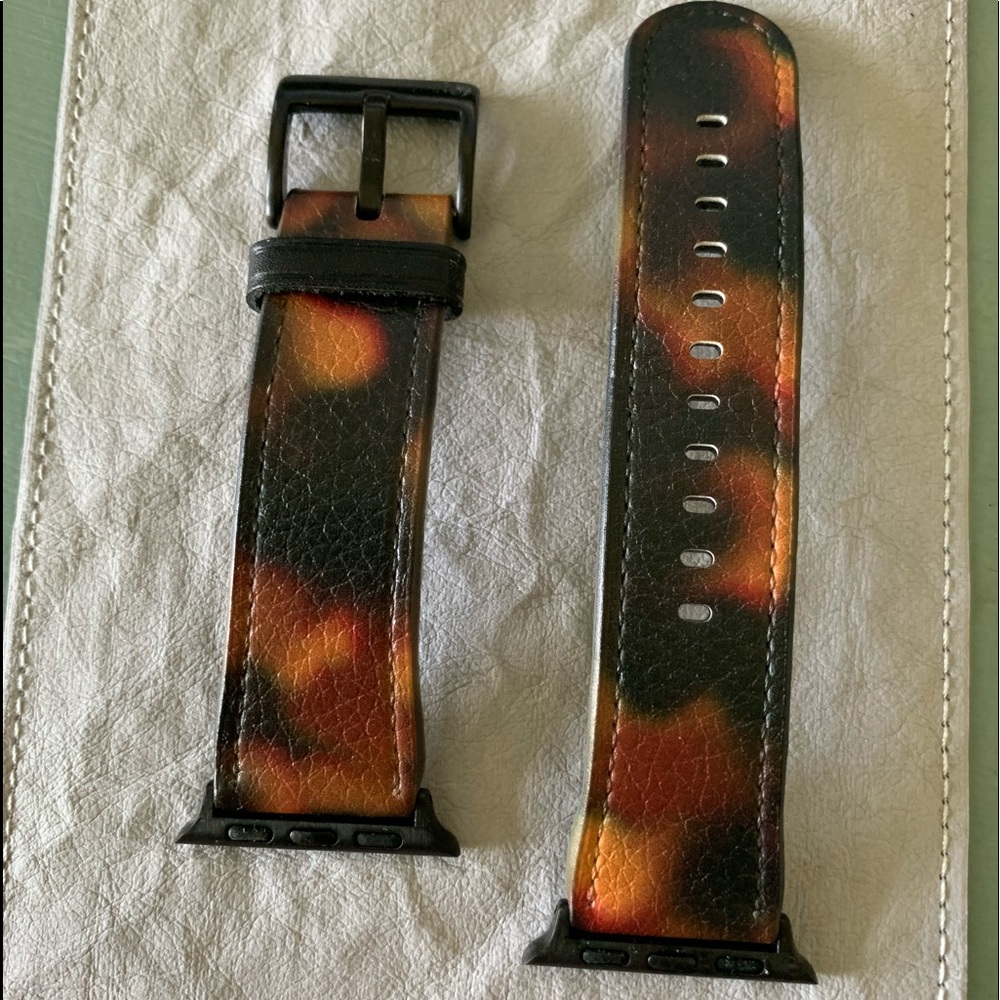 Genuine leather Apple band 38mm **brand new**